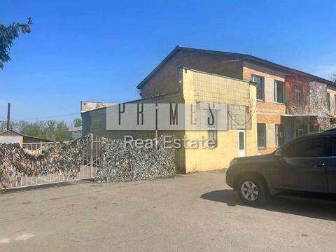 комерційна за адресою Соборності вул., 67