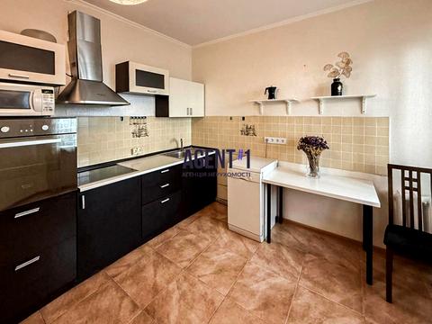 квартира по адресу Печерская ул., 2