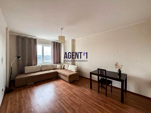 квартира за адресою Печерська вул., 2