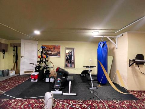 комерційна за адресою Центральна вул., 11