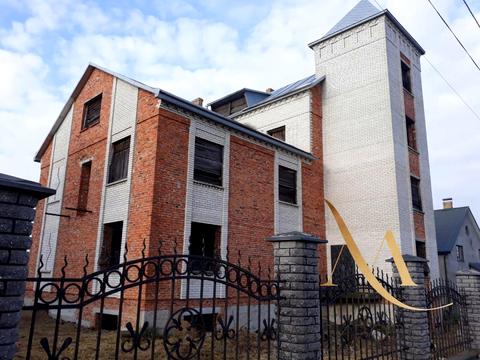 будинок за адресою Стуса, 4