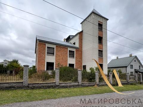 будинок за адресою Стуса, 4