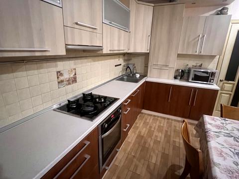квартира за адресою Зарічанська вул., 46