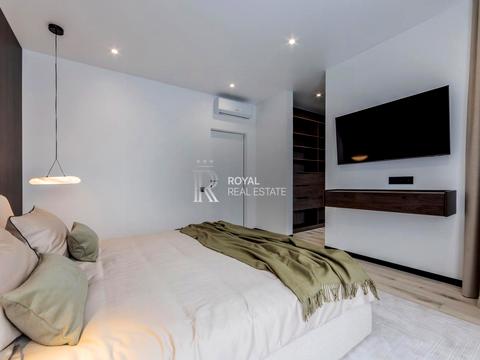 будинок за адресою Світанкова вул.