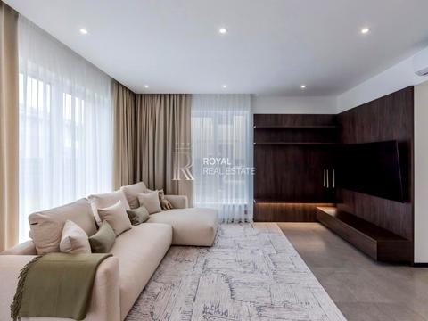 будинок за адресою Світанкова вул.