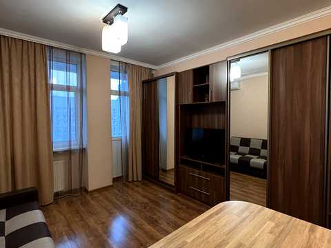 квартира за адресою Жилянська вул., 118