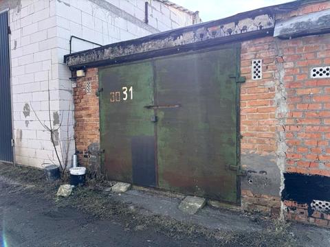 паркомісце за адресою Батозька вул. (Кірова), 2ф