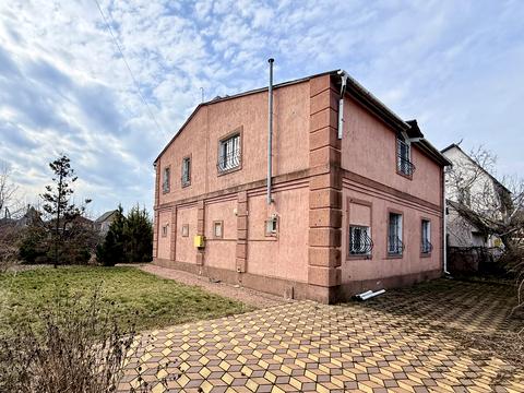 будинок за адресою Визволителів вул.