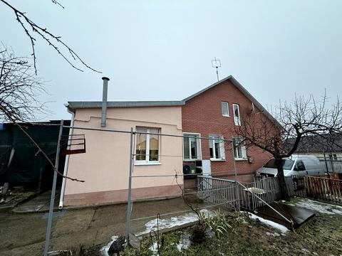 будинок за адресою Лівобережна вул., 8