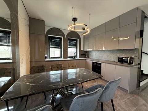 будинок за адресою Незалежності вул.