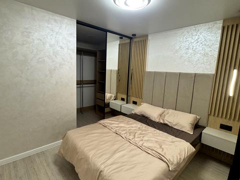 квартира за адресою Білогірська вул., 12