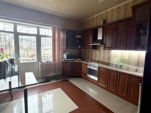 будинок за адресою Леся Курбаса вул. (Петрашевського)