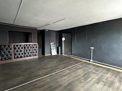 коммерческая по адресу Домбровського ул., 50