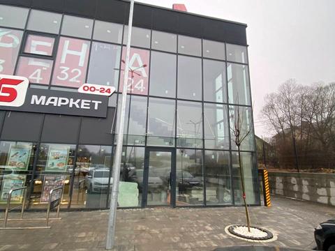 комерційна за адресою Гетьмана Петра Сагайдачного вул., 87