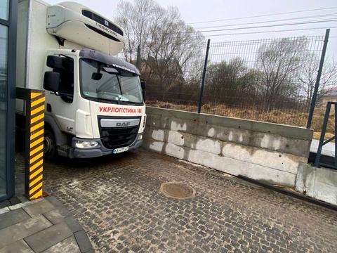 комерційна за адресою Гетьмана Петра Сагайдачного вул., 87