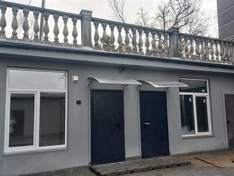 комерційна за адресою Катерини Грушевської вул. (Генерала Доватора), 2а