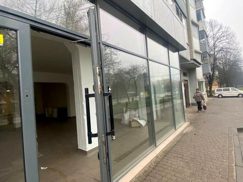 комерційна за адресою Володимира Великого вул. (Артема), 1