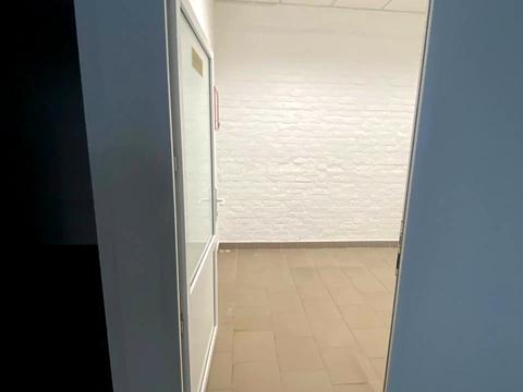 комерційна за адресою Володимира Великого вул. (Артема), 1