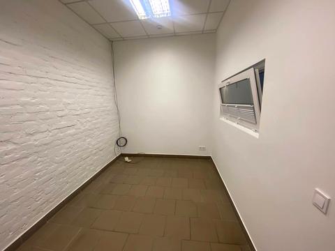 комерційна за адресою Володимира Великого вул. (Артема), 1