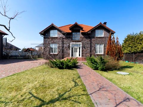 будинок за адресою Центральна вул.