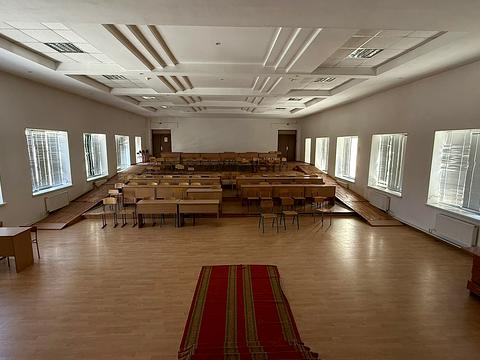 комерційна за адресою Миру пл., 57