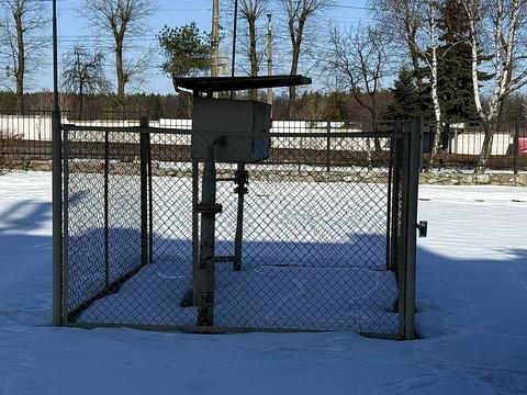 комерційна за адресою Миру пл., 57