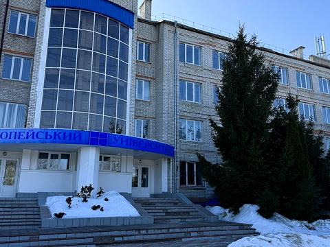 комерційна за адресою Миру пл., 57