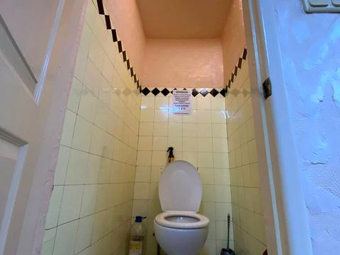 комерційна за адресою Пастера вул., 34