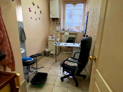 комерційна за адресою Пастера вул., 34