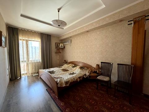 будинок за адресою Бернардацці вул. (Красних Зір)