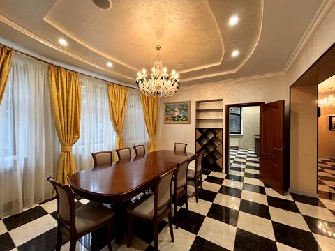 будинок за адресою Київська вул.