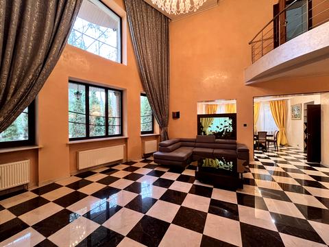 будинок за адресою Київська вул.