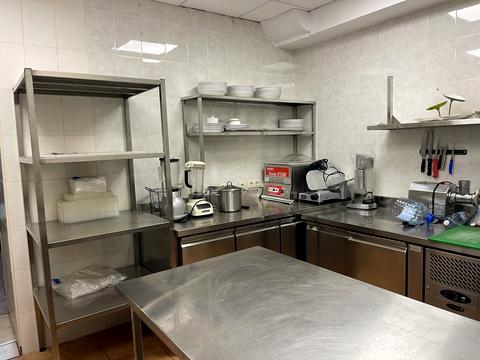 комерційна за адресою Пироговський пров., 6