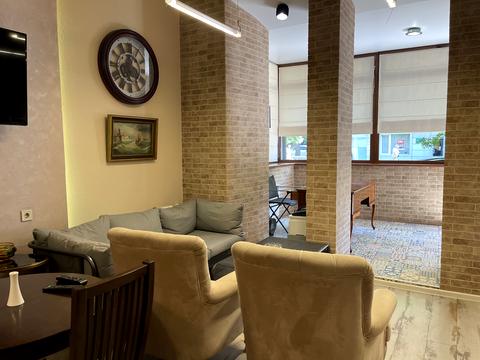 комерційна за адресою Пироговський пров., 6