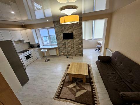 квартира за адресою Наукова вул., 49а