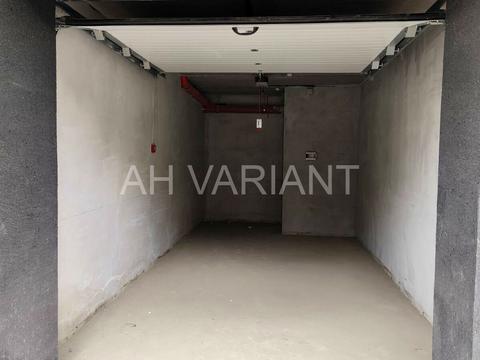 паркомісце за адресою Бориса Тлехаса вул., (Будинок 3)