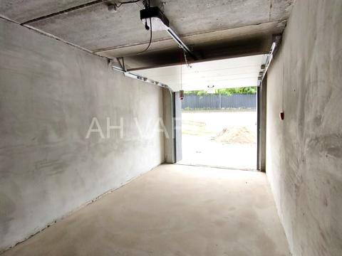 паркомісце за адресою Бориса Тлехаса вул., (Будинок 3)