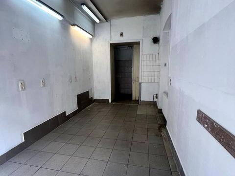 комерційна за адресою Клепарівська вул., 4