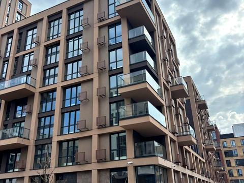 квартира за адресою Салютна вул., (Будинок 03801-03901)