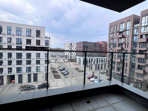 квартира за адресою Салютна вул., (Будинок 03801-03901)