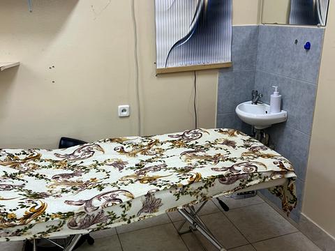 комерційна за адресою Пастера вул., 17