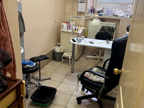 комерційна за адресою Пастера вул., 17