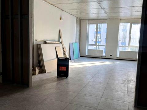 комерційна за адресою Валерія Лобановського просп. (Червонозоряний), 4-В