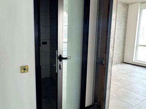 комерційна за адресою Валерія Лобановського просп. (Червонозоряний), 4-В