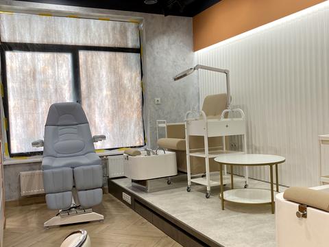 комерційна за адресою Новоберегова вул., 12-А