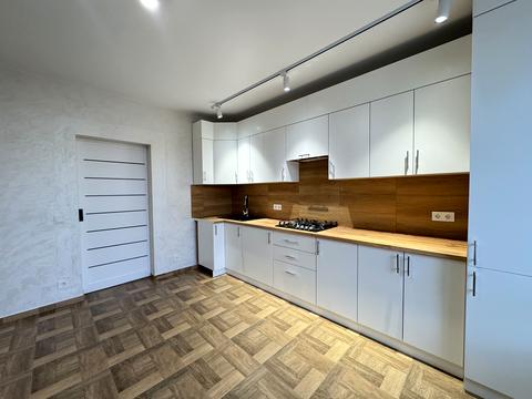 квартира за адресою Приозерна вул., 38