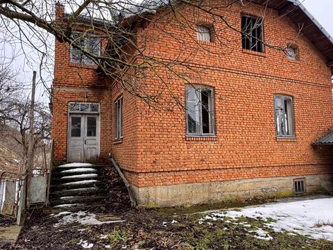 дом по адресу хмельницького, 37