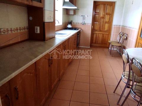 будинок за адресою Пушкина вул., 10