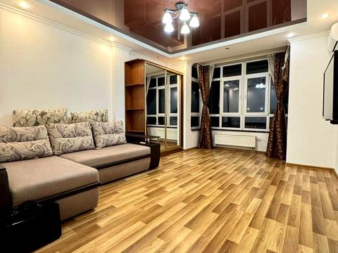 квартира за адресою Гетьмана Івана Мазепи вул. (Топольна), 1