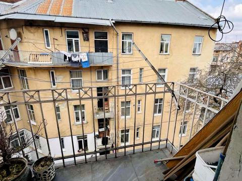 квартира за адресою Академіка Романа Кучера вул., 16